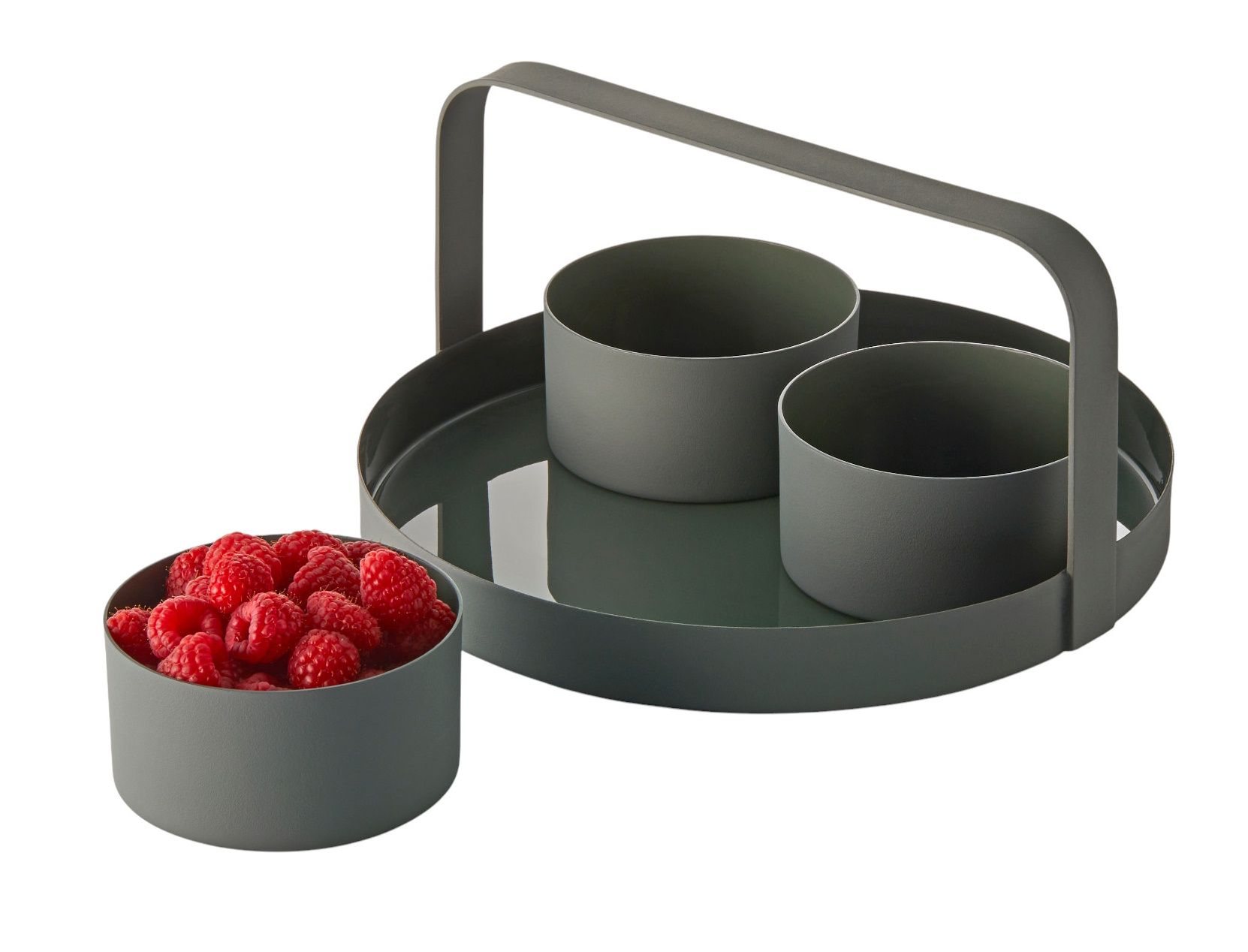 Clara Snack-Tablett von Philippi mit drei Schalen, eine davon gefüllt mit Himbeeren.